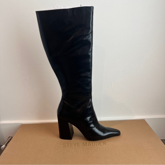 ZELDA Steve Madden boots size 6 - Picture 1 of 3